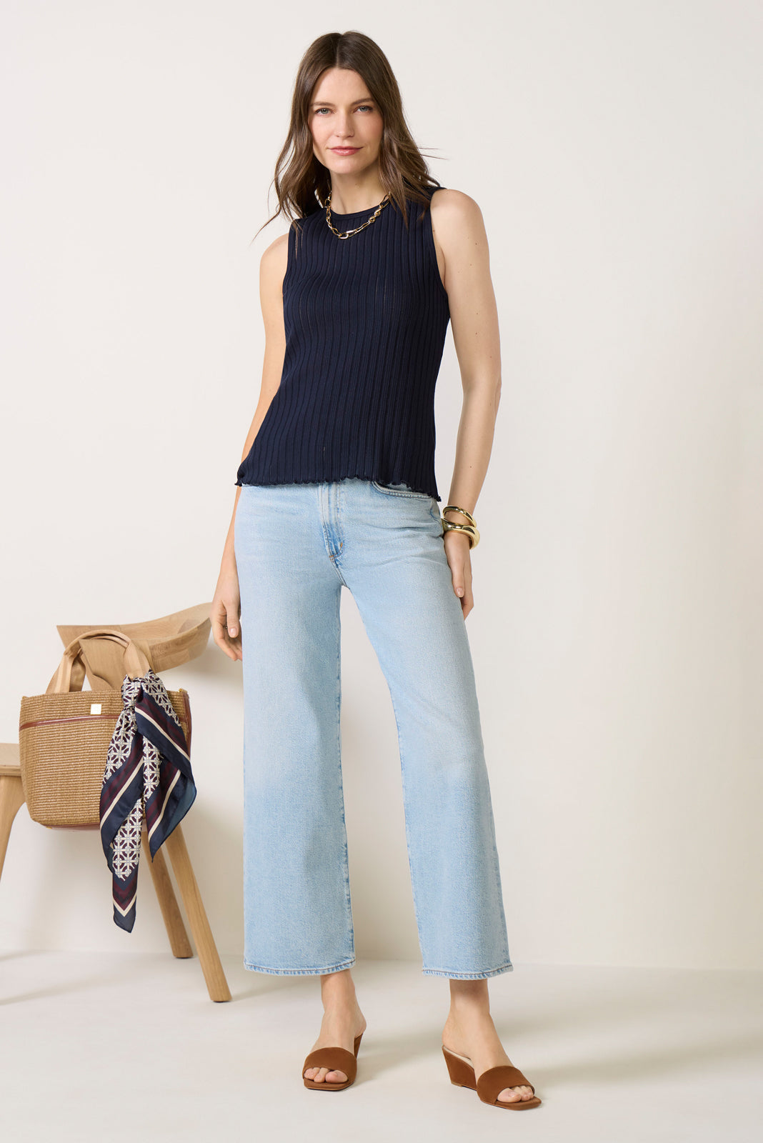 Isabel Tank