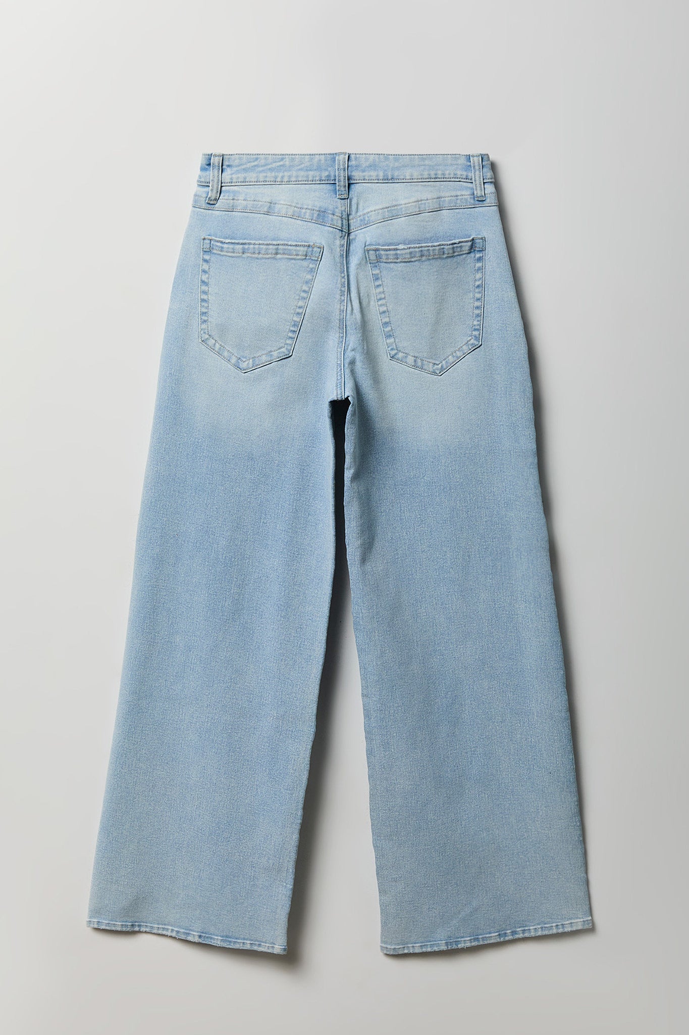 Soho Stretch Mid Rise Super Baggy Light Jean