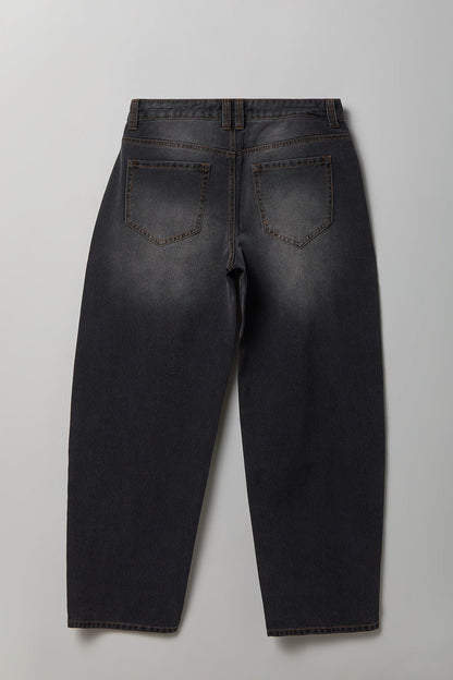 Low Rise Barrel Washed Black Jean