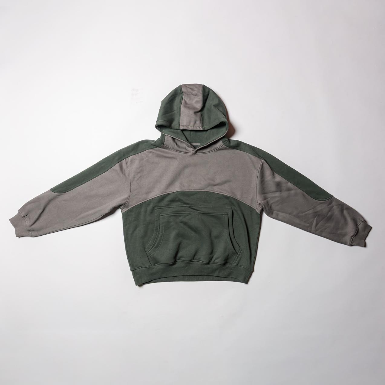 Grey/Green Pullover Hoody Size M