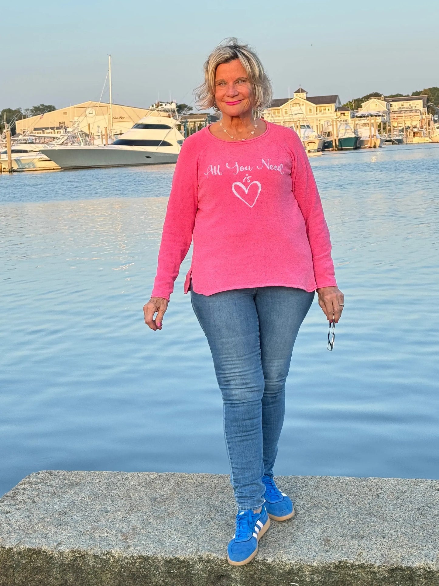 PINK ALL YOU NEED IS LOVE SWEATER