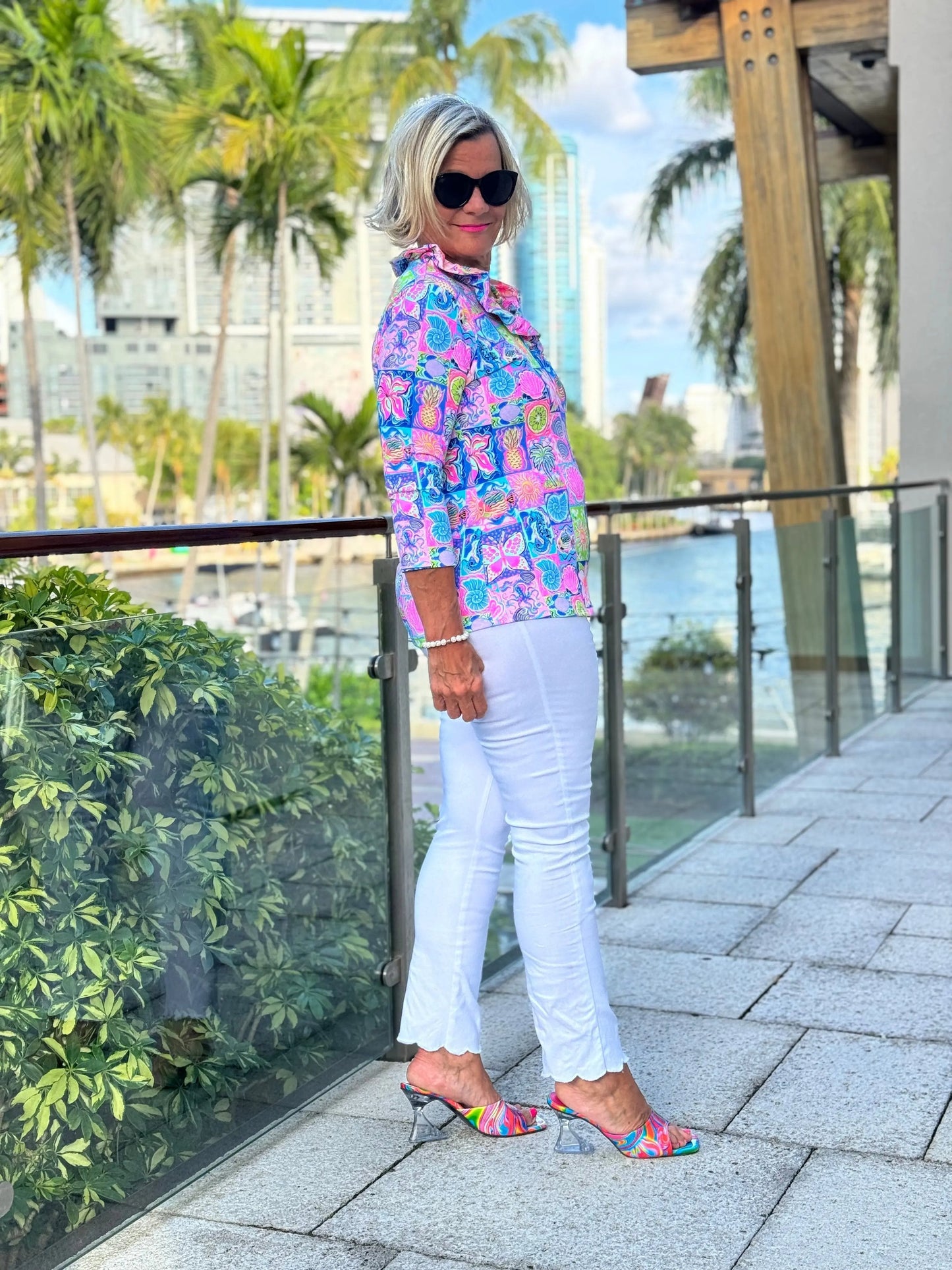 SANDY BEACH COLOR RUFFLE SLEEVE TOP