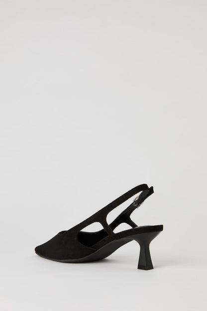 Pointed Toe Kitten Heeled Slingback