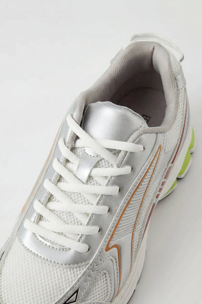Chunky Running Shoe