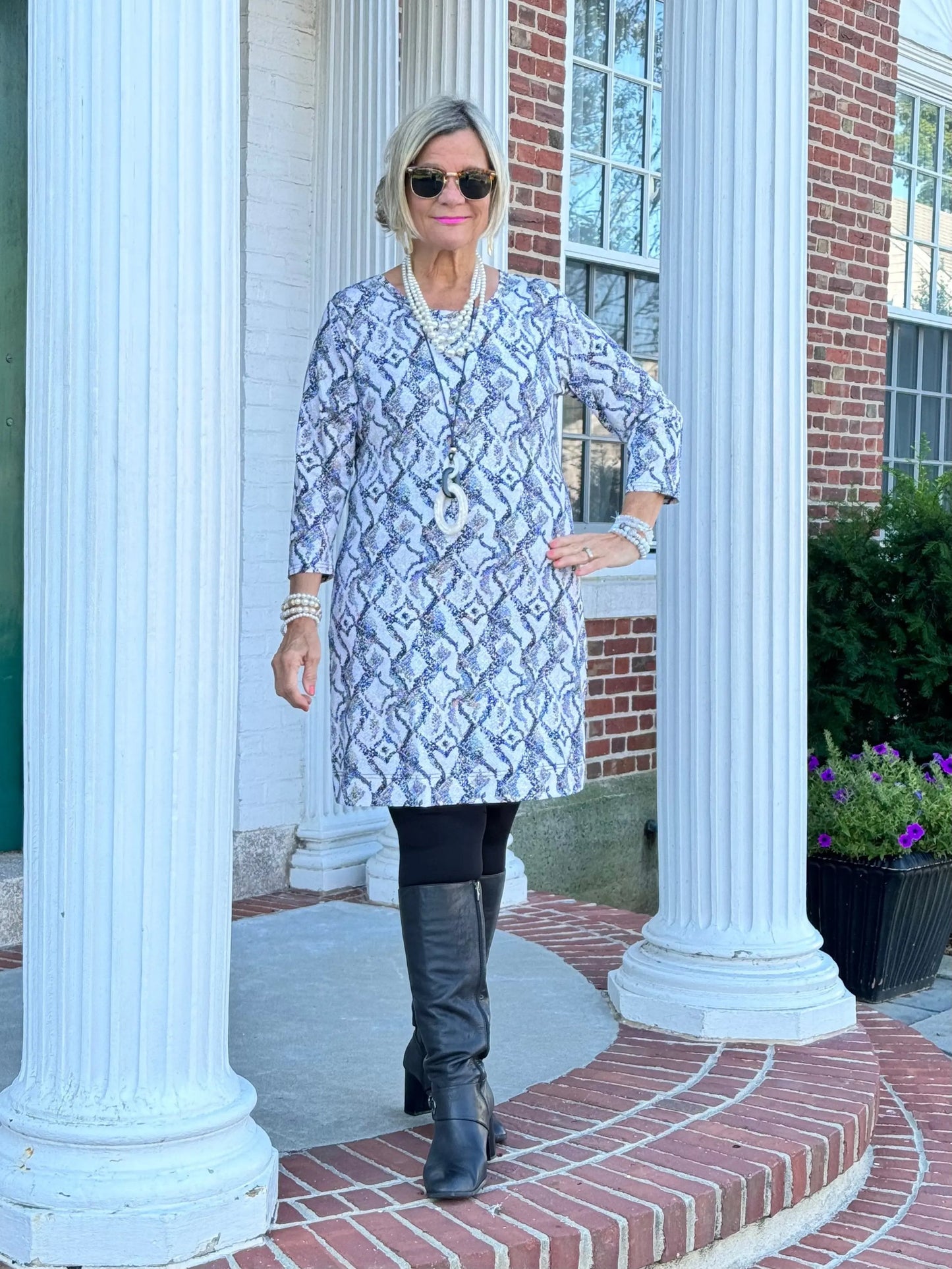 LULU-B WINTER WHITE SLEEVE DRESS