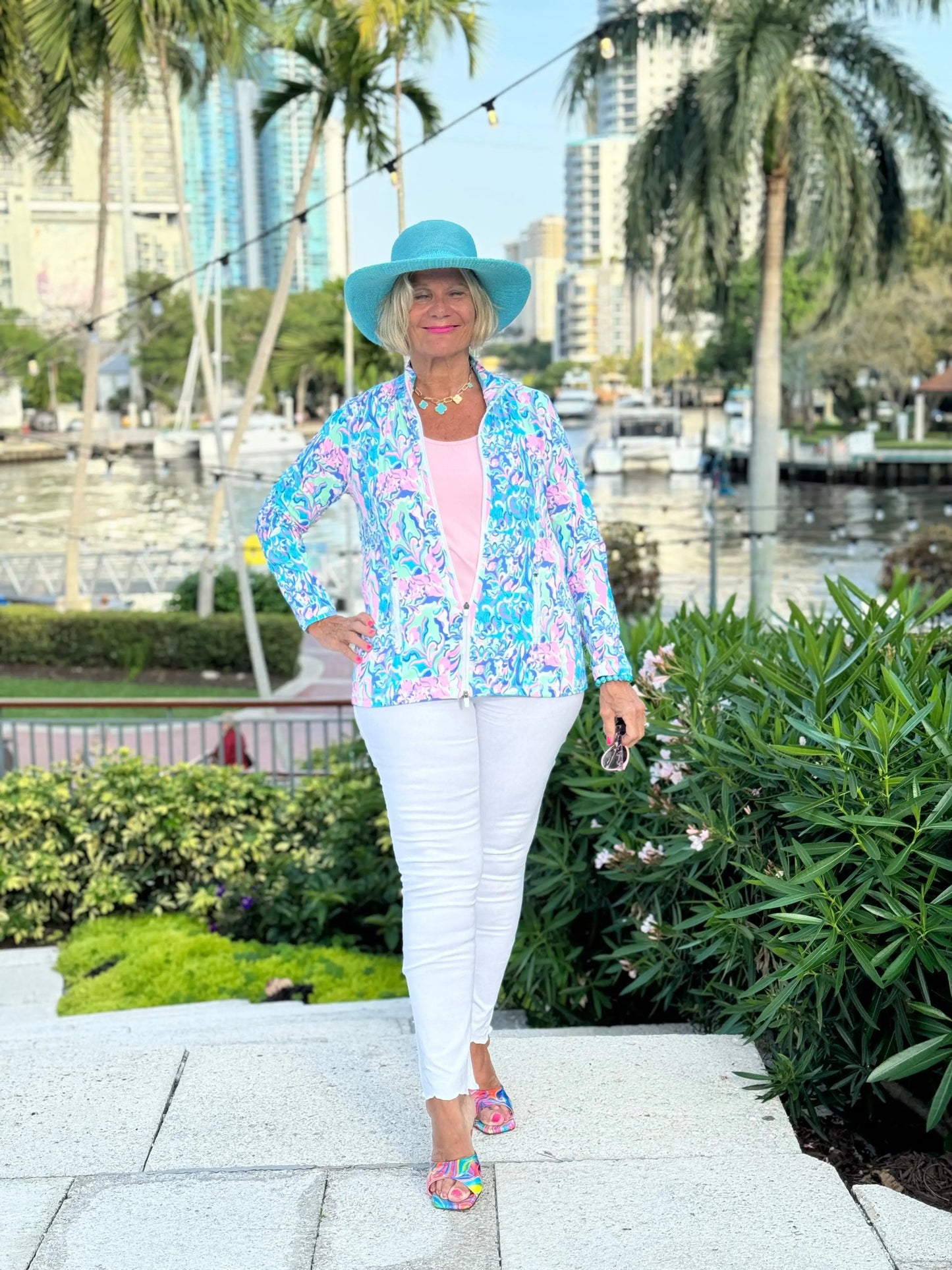 SPLASH OF PINK  FULL ZIPPER