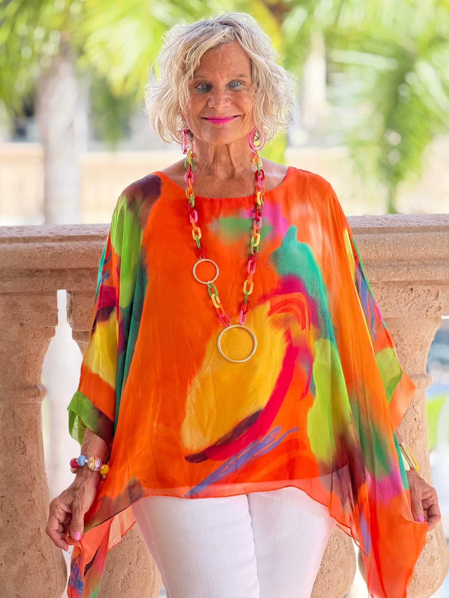 SHADES OF CORAL NECKLACE