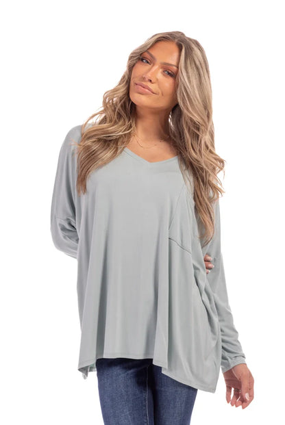 Women's Relaxed V-Neck Long Sleeve Top