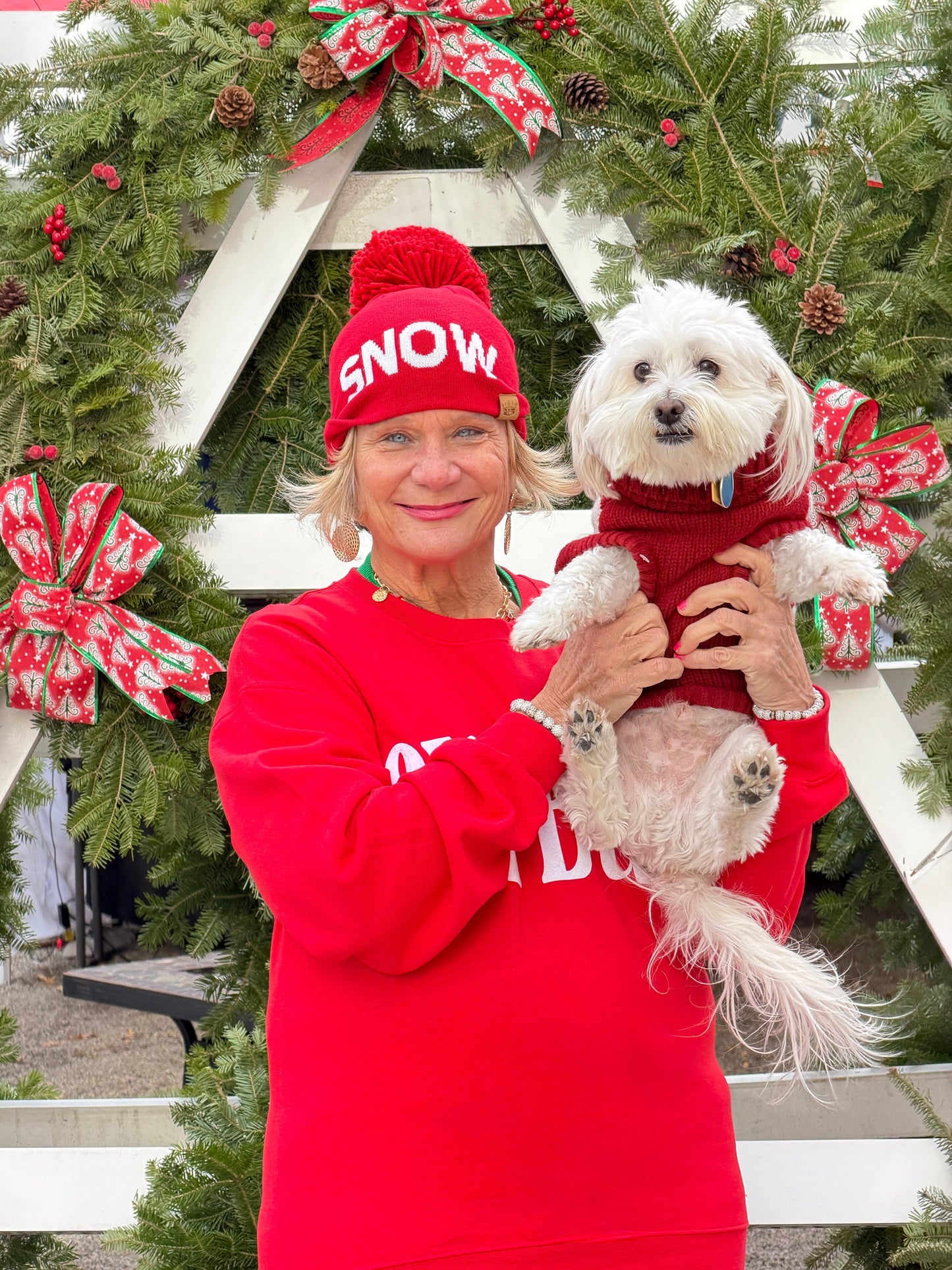 Red Snow Pom Hat