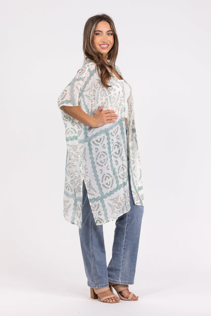 Hidden Gem Women's Short Sleeve Kimono