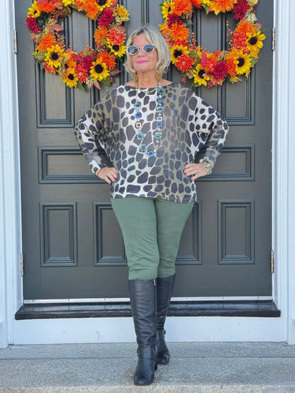 OMBRE GIRAFFE PRINT LUREX KNIT TOP