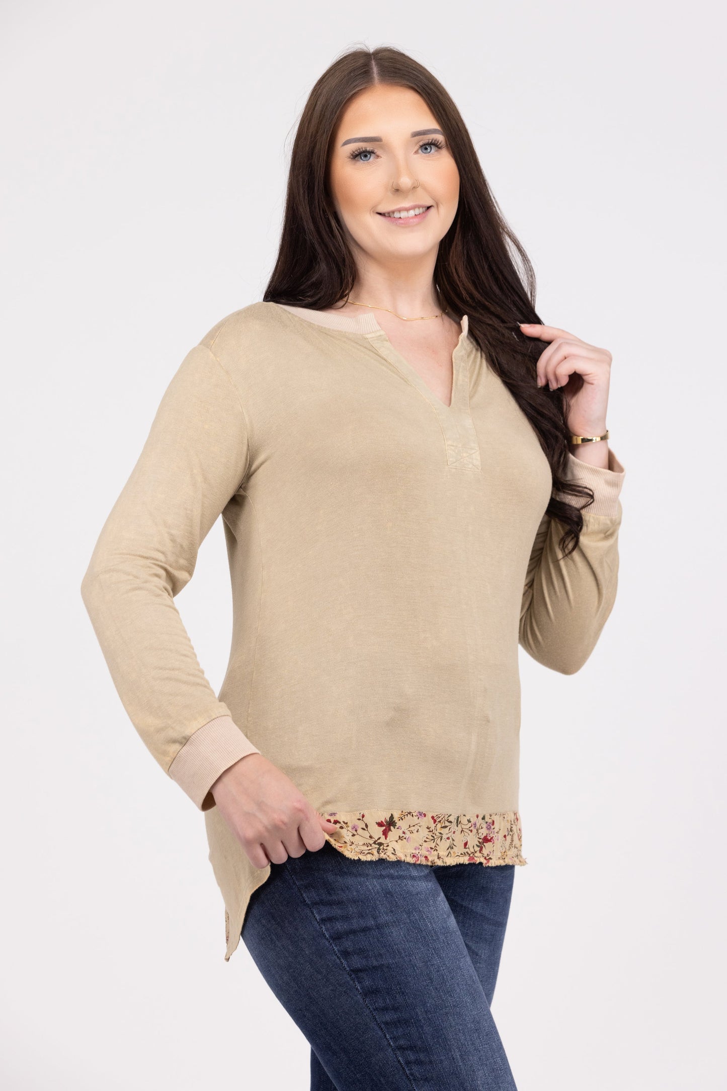 Cottage Living Women's Flattering Long Sleeve Top