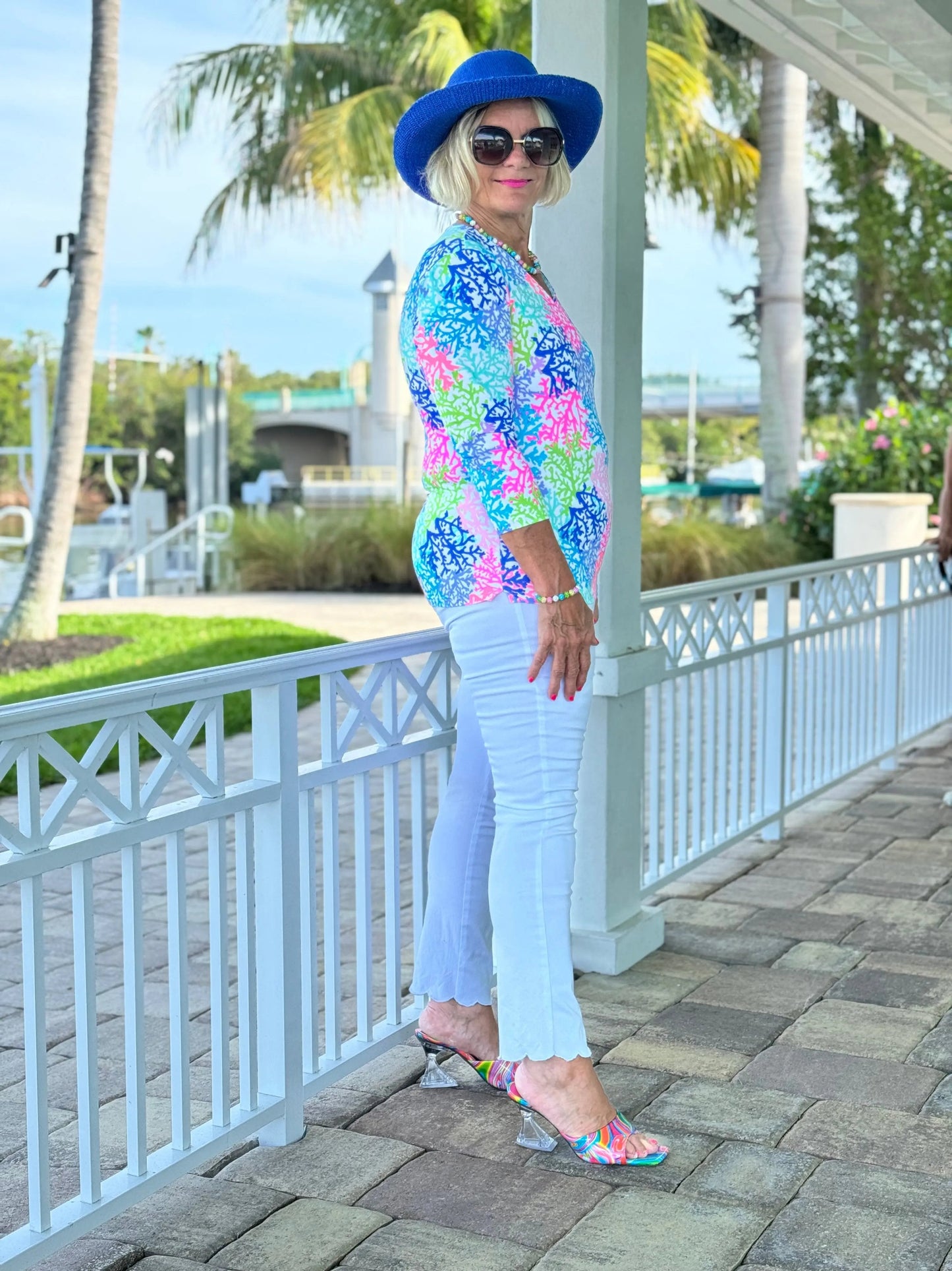 SALINA REEF V NECK