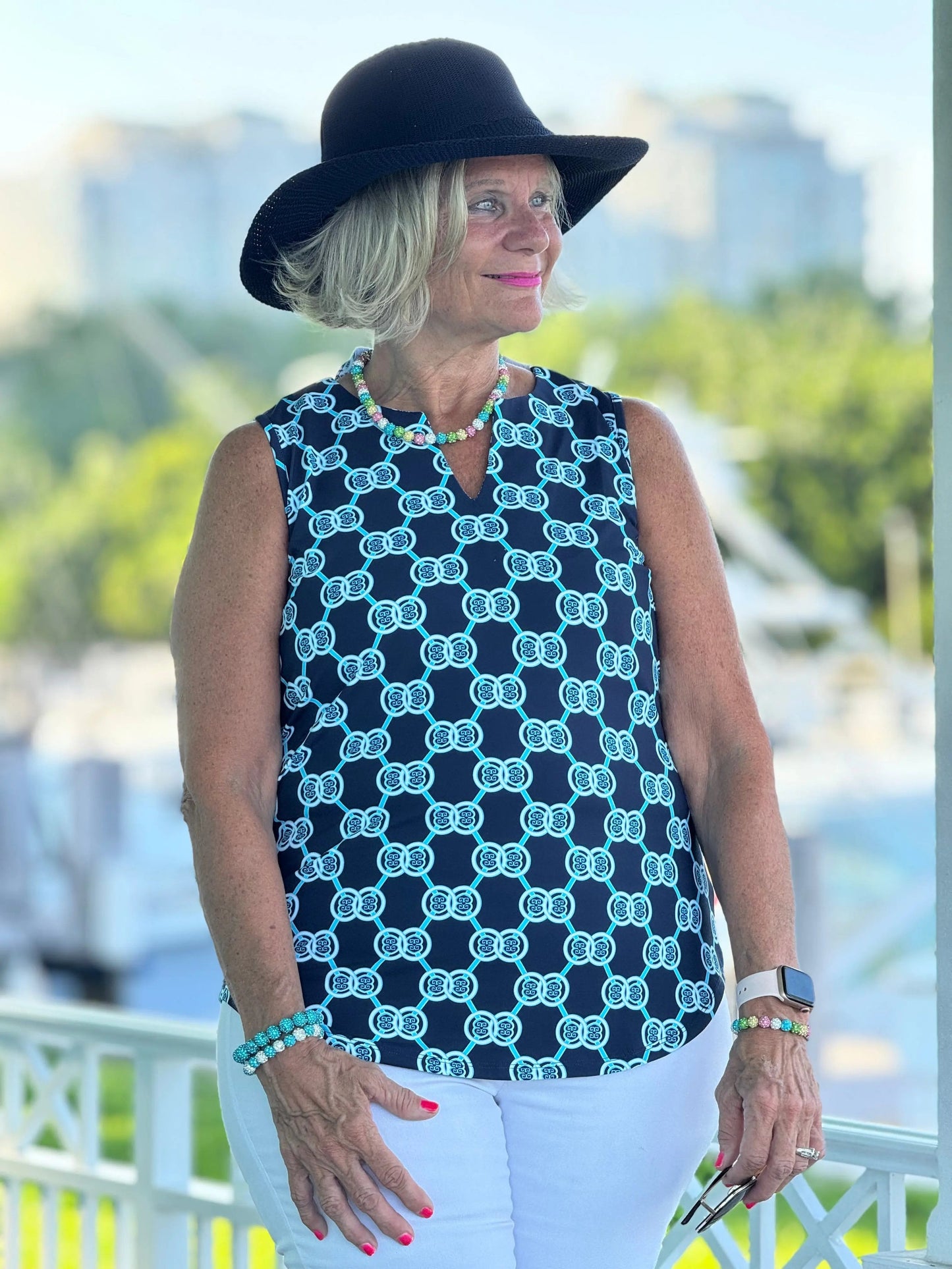 NAVY MEDALLION SLEEVELESS V NECK