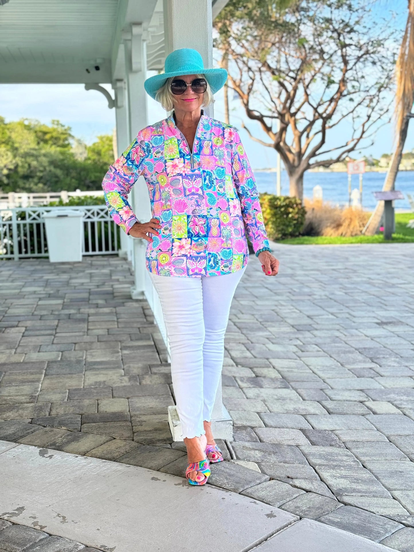 SANDY BEACH COLOR HALF ZIPPER