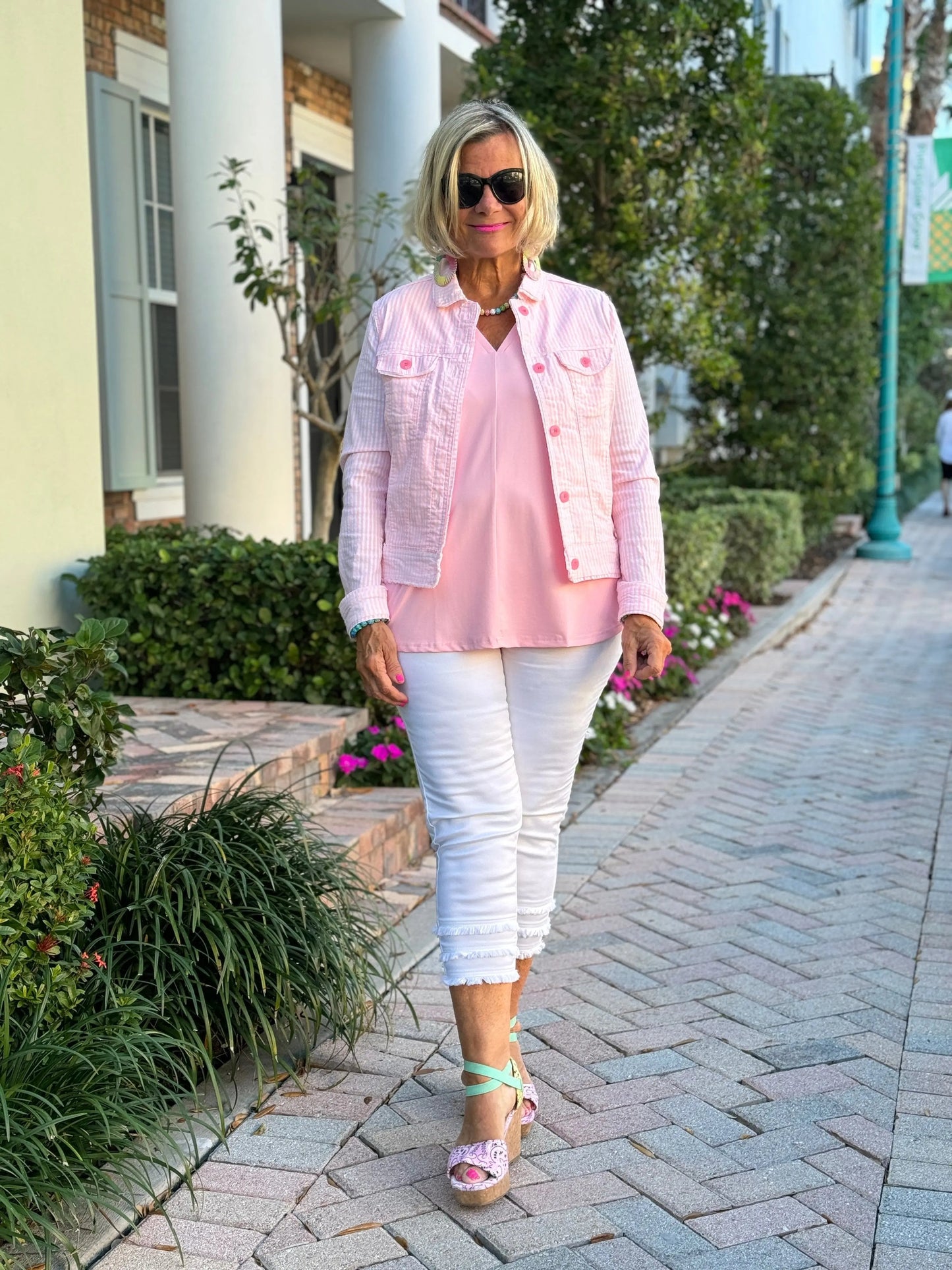 LULU-B WHITE FRINGE JEAN CAPRI