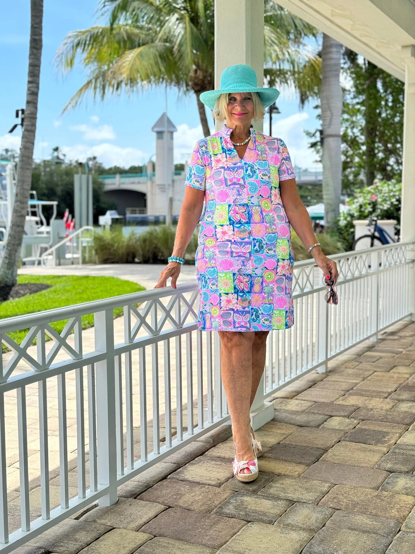 SANDY BEACH COLOR SHORT SLEEVE DRESS