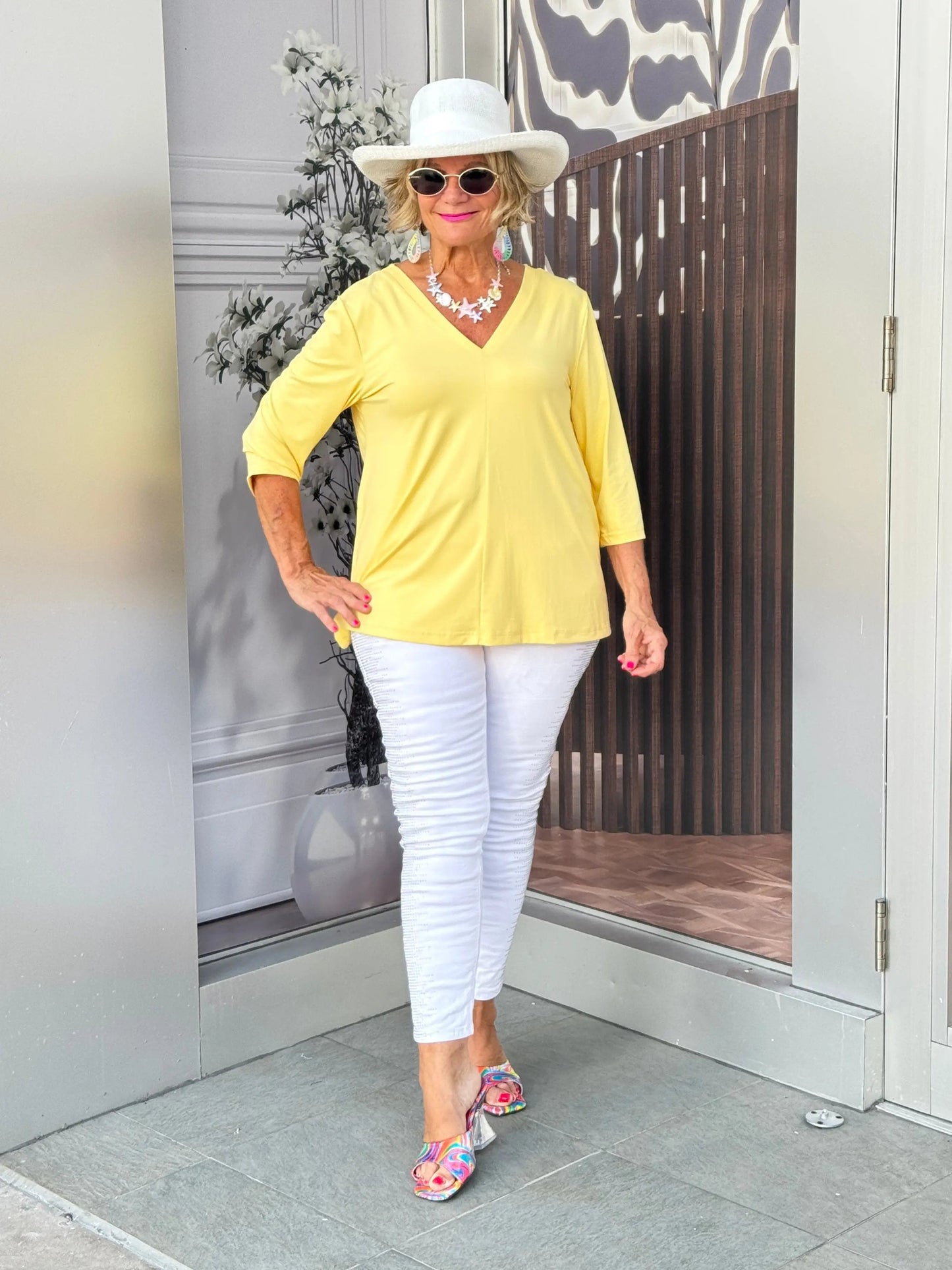 LULU-B YELLOW TAILORED V SLEEVE TOP