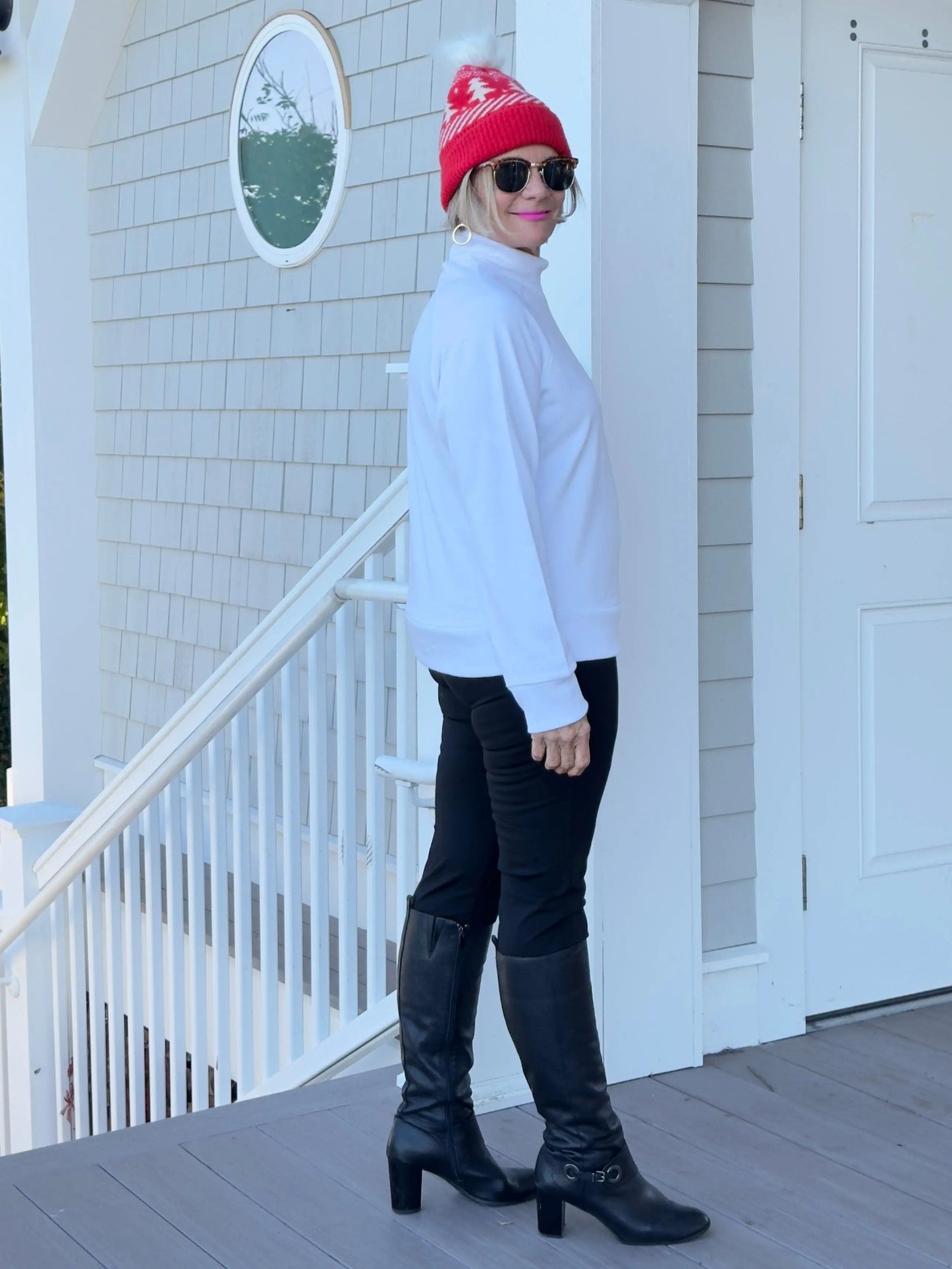 MOCK NECK WHITE TOP