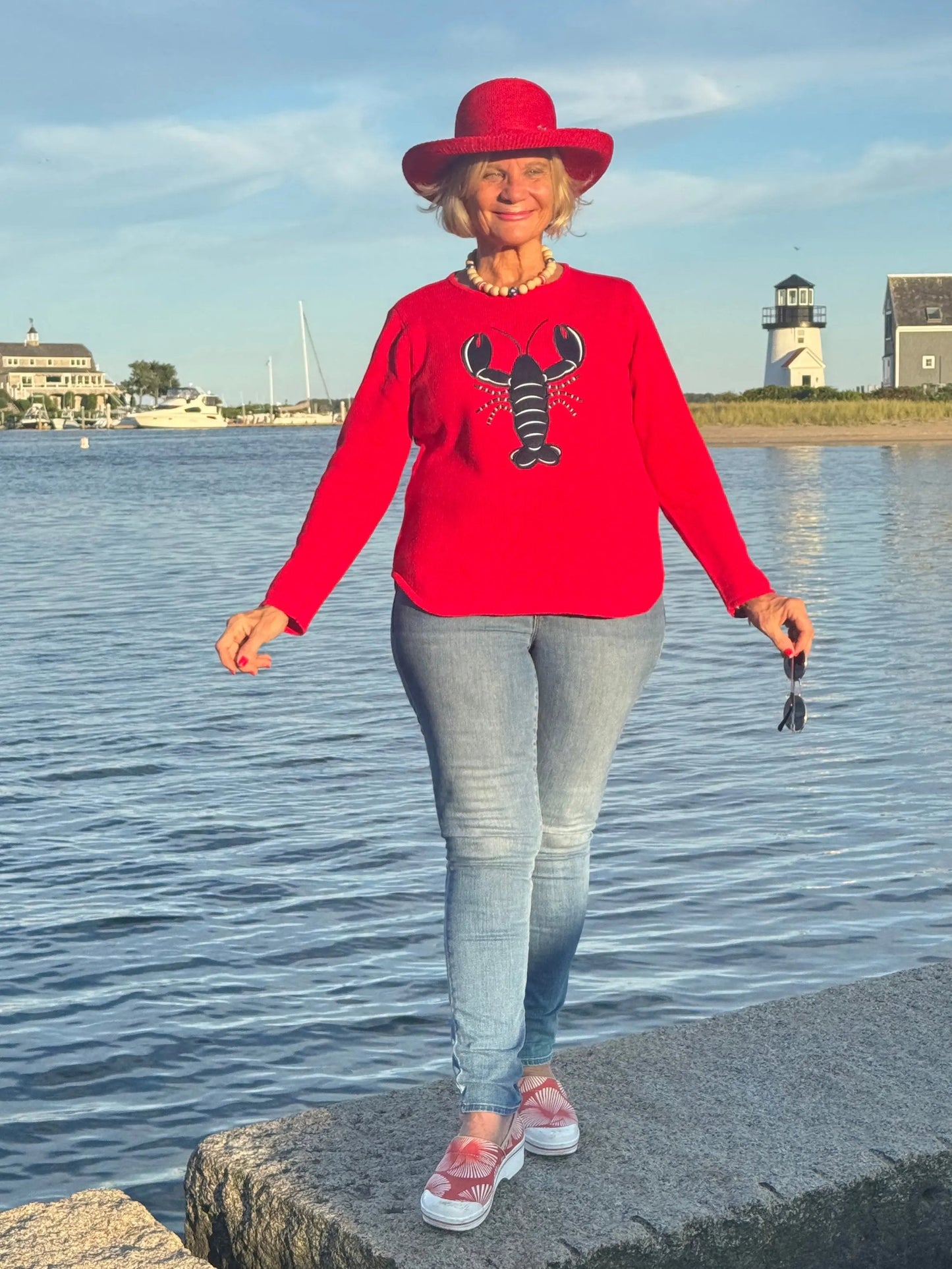 RED LOBSTER SWEATER