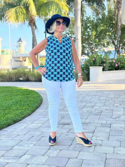 NAVY MEDALLION SLEEVELESS V NECK