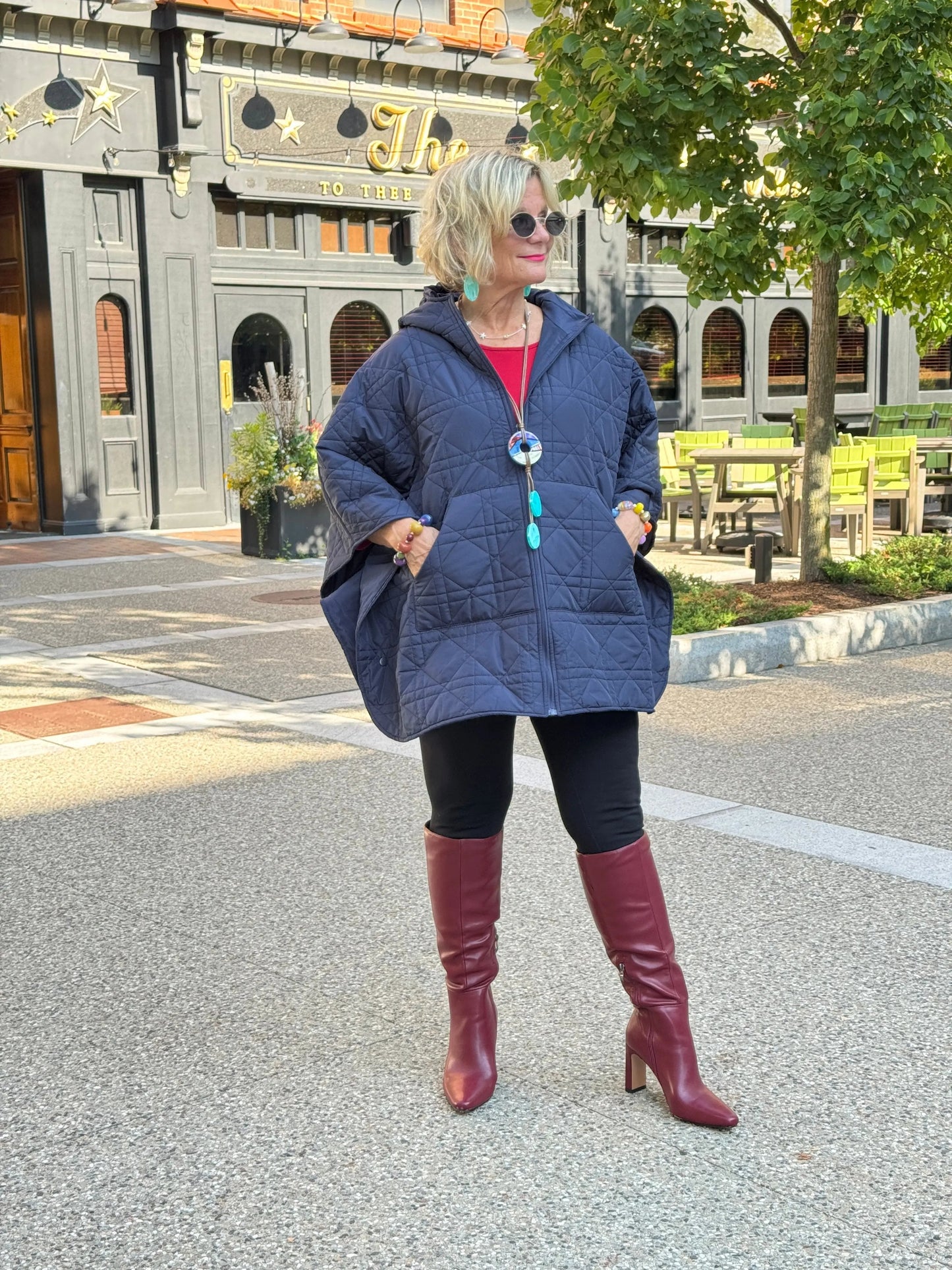 MULTI NAVY CIRCLE NECKLACE