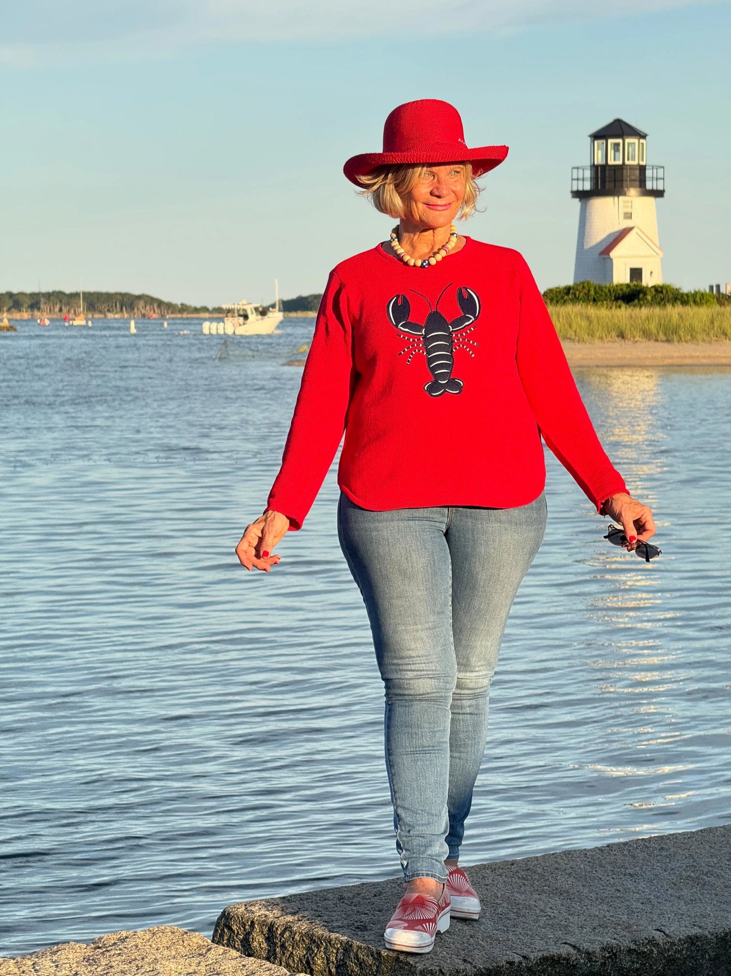 RED LOBSTER SWEATER
