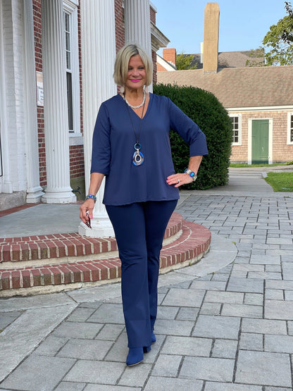 NAVY TAILORED V SLEEVE