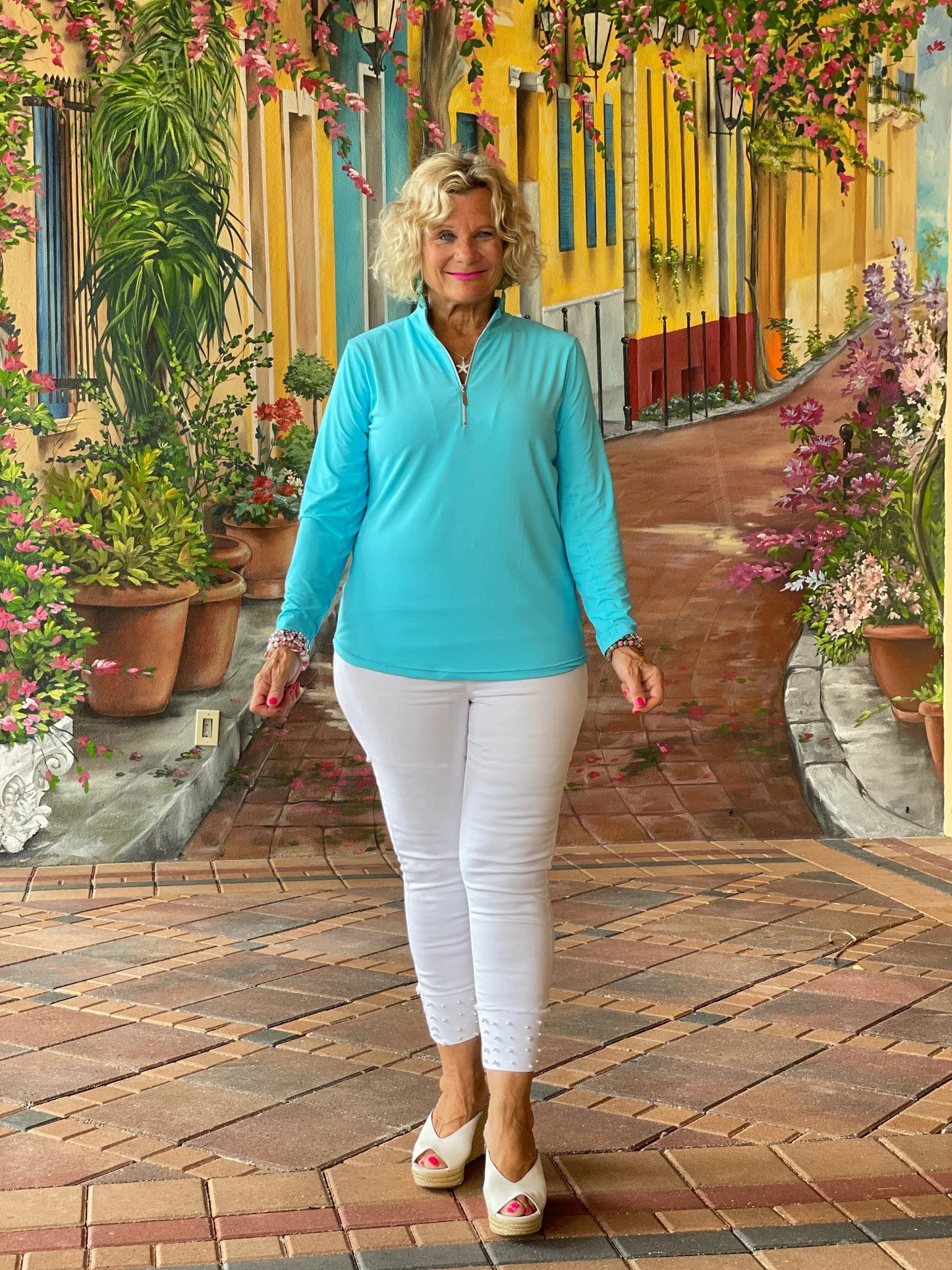 SEA FOAM ZIPPER TOP