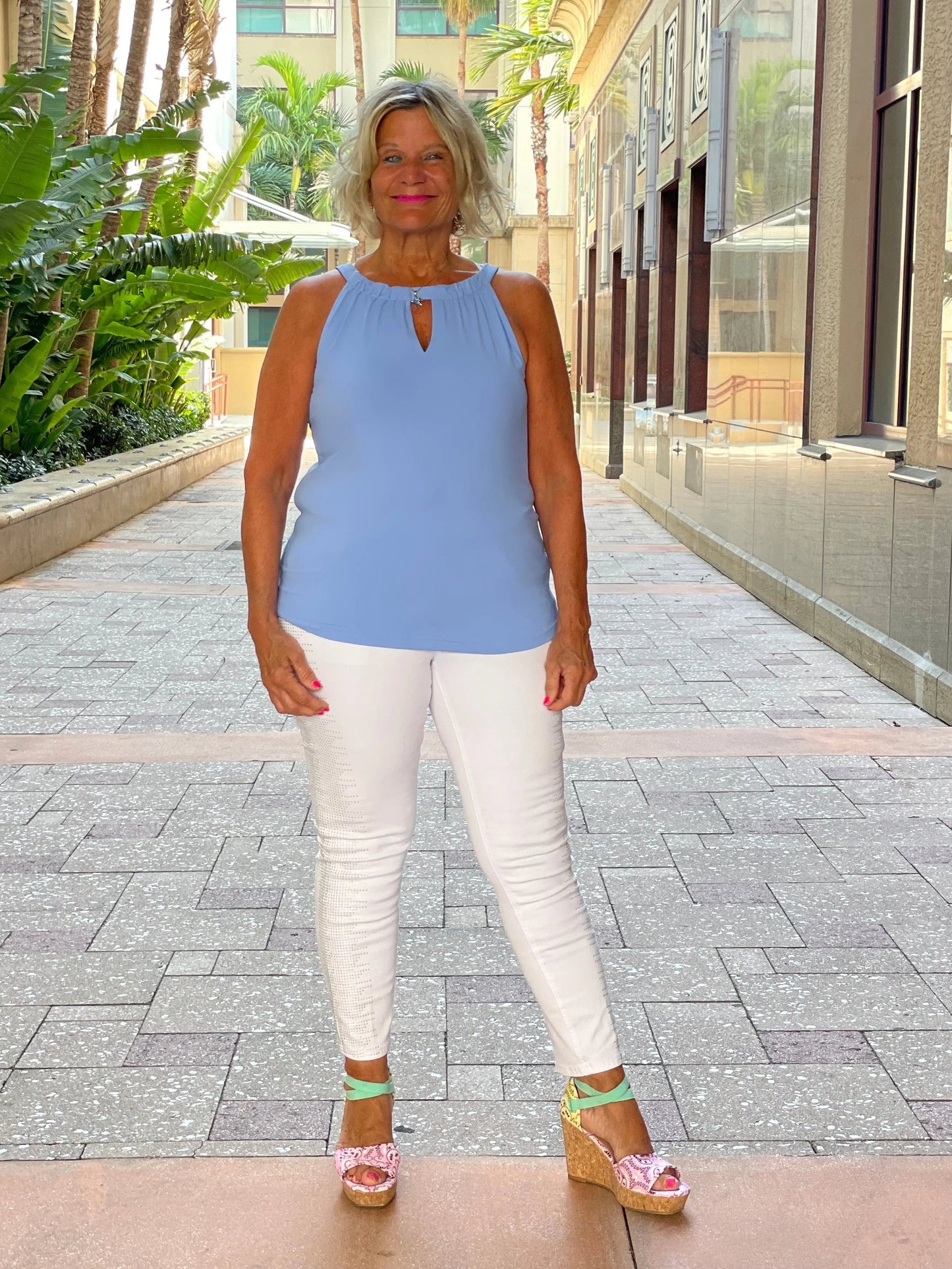 PERRI  KEYHOLE TOP FINAL SALE