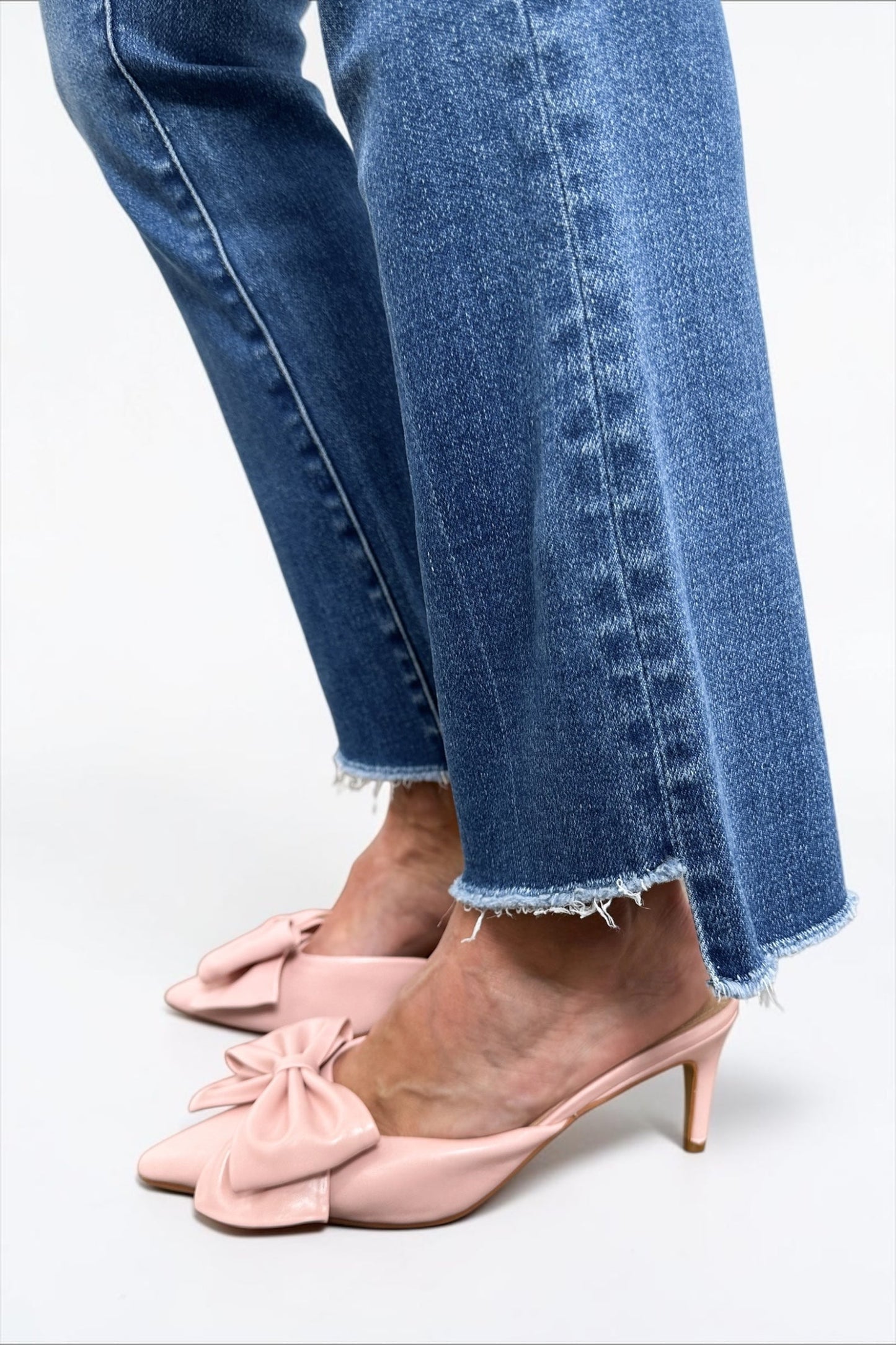 The Knox Mid-Rise Cropped Bootcut Tummy Control Jeans - Blue