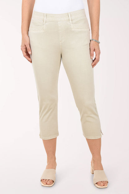 Topstitch Pockets Denim Capri Pant