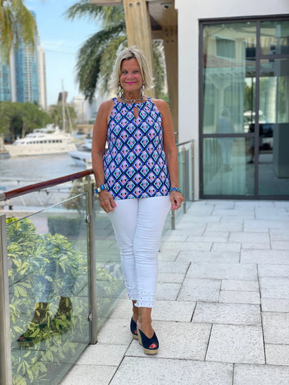 PINEAPPLE VACATION KEYHOLE TOP