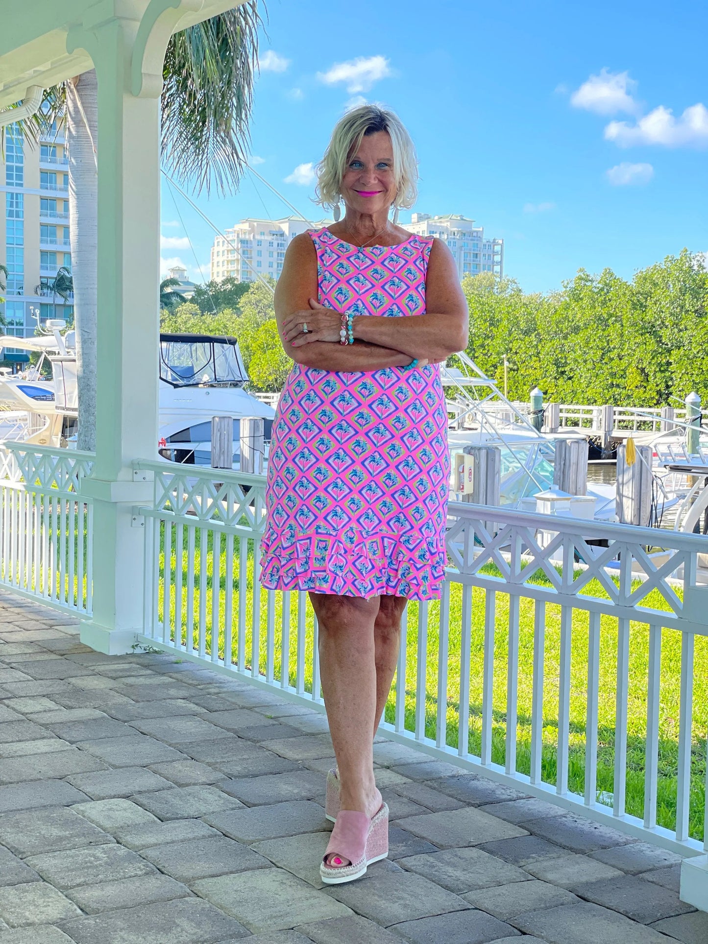 PALM TREE SIESTA SHIFT RUFFLE DRESS