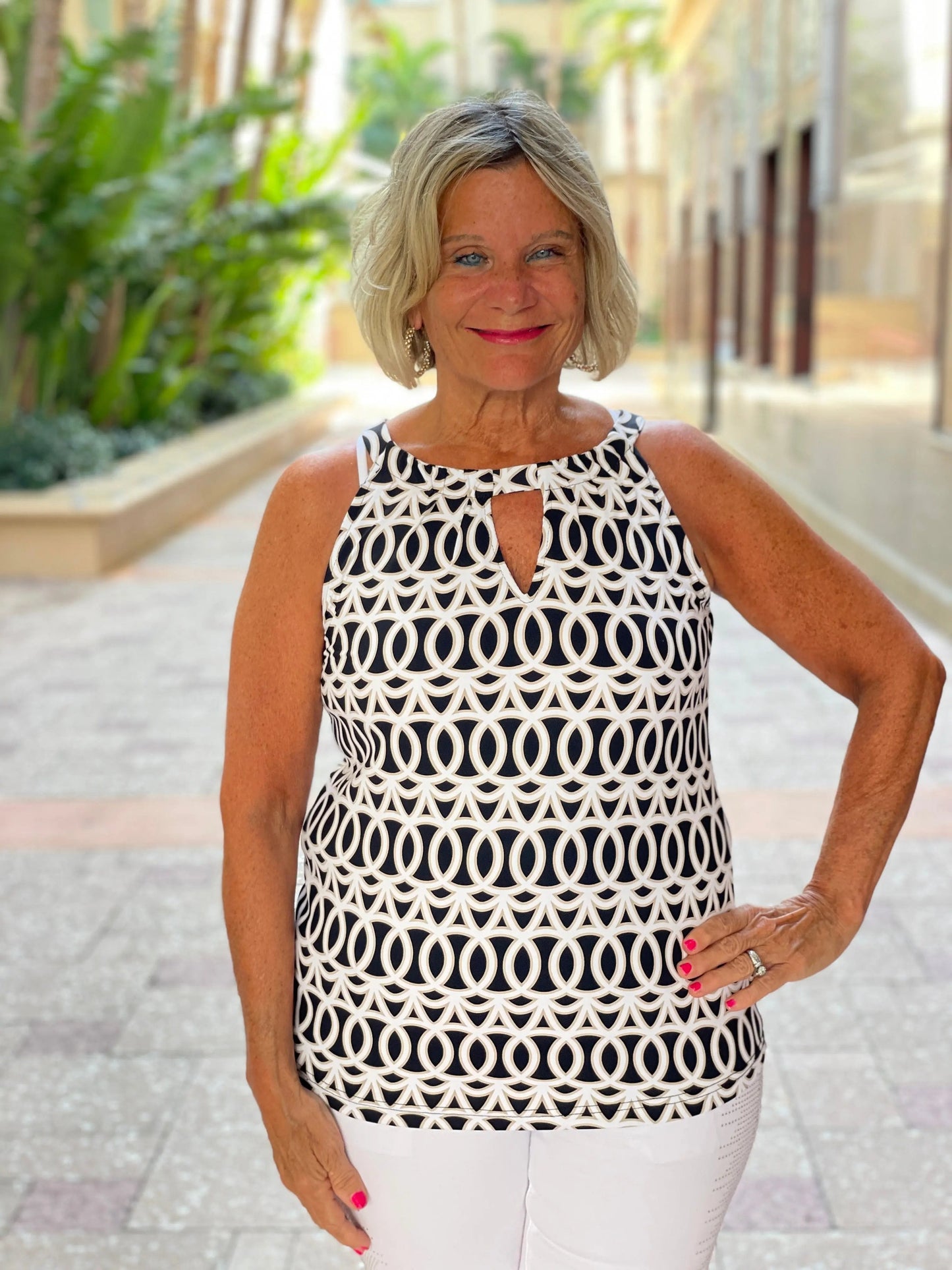 SANDBAR  KEYHOLE TOP