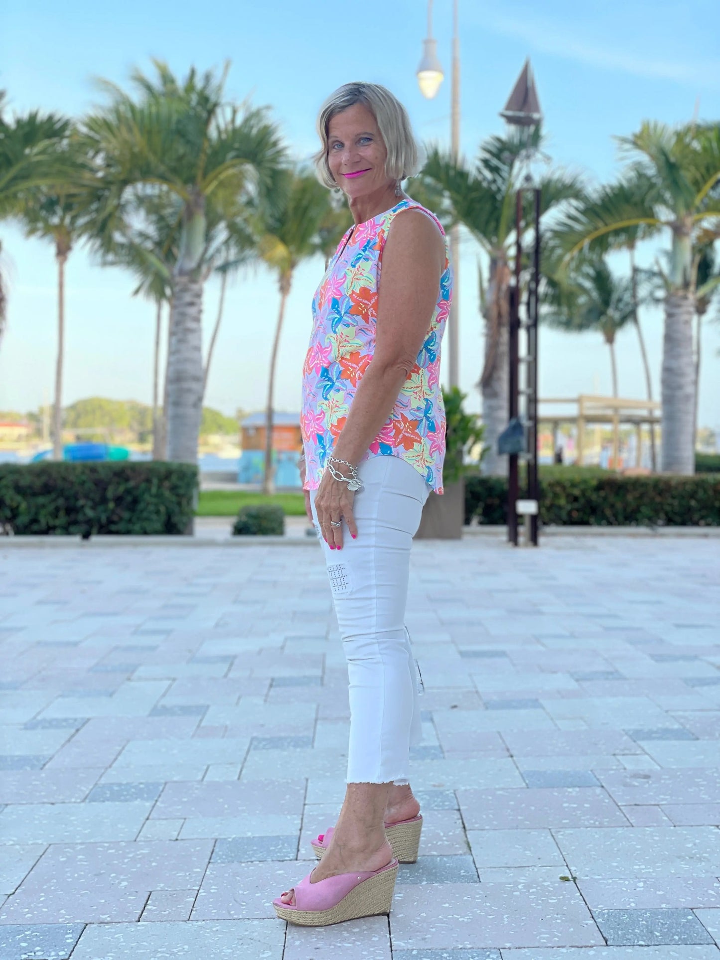 PALM BEACH GARDEN SLEEVELESS TOP