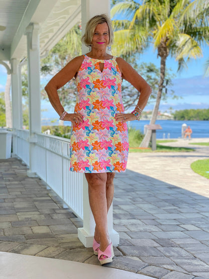 PALM BEACH GARDEN KEYHOLE DRESS