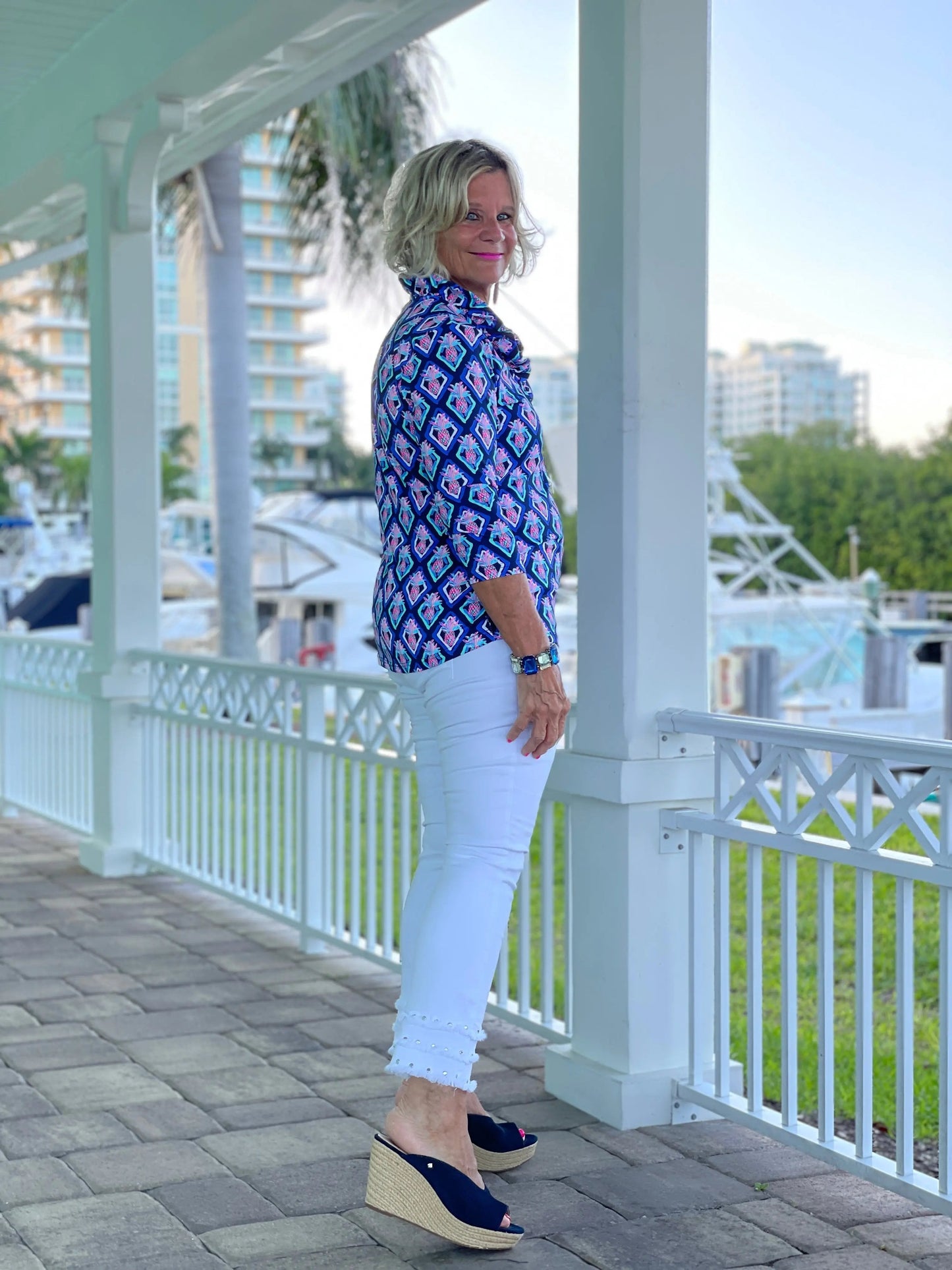 PINEAPPLE VACA RUFFLE TOP