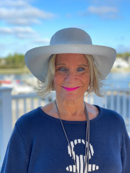 LULU-B WHITE HAT