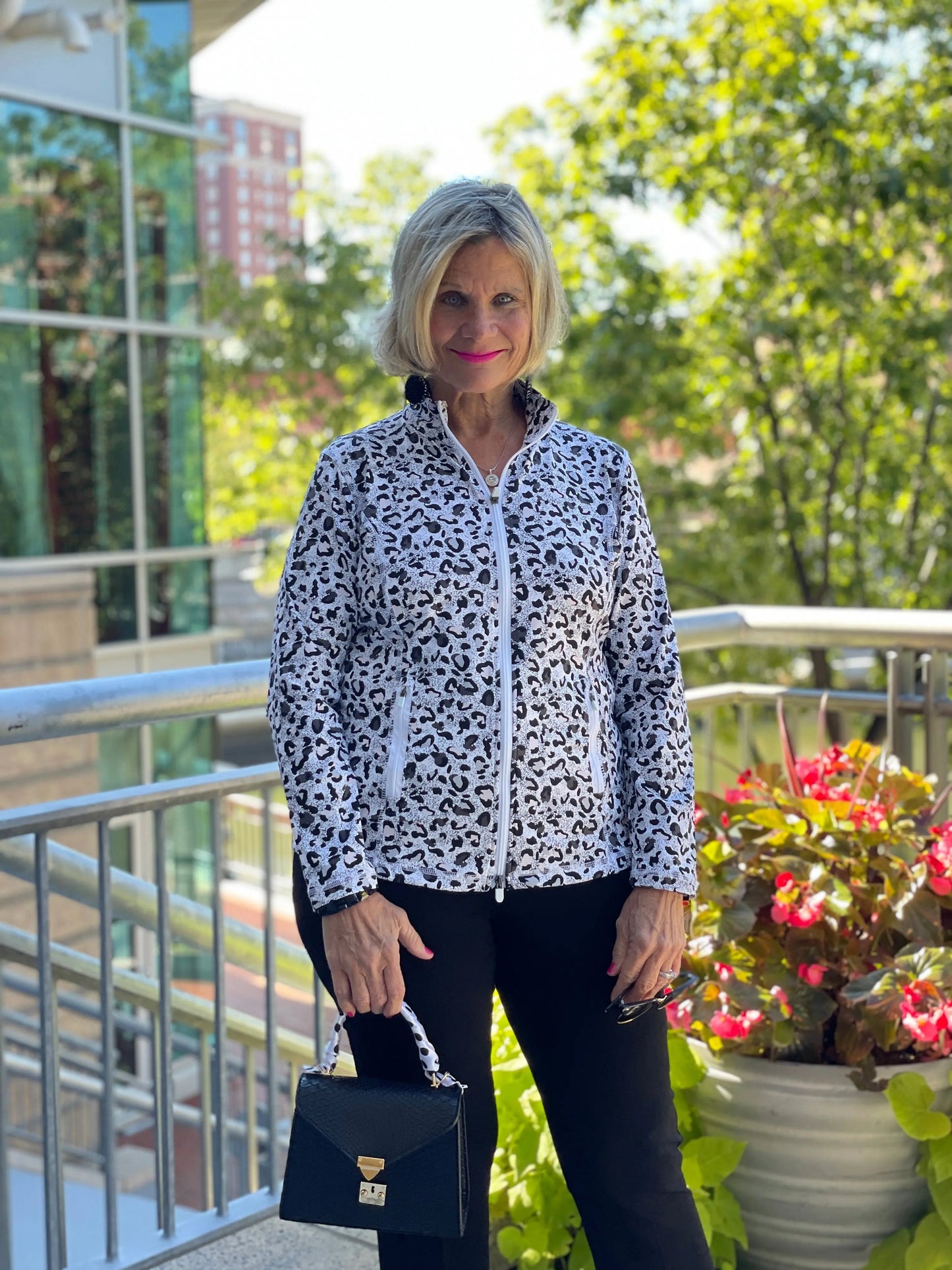 SNOW LEOPARD FULL ZIPPER