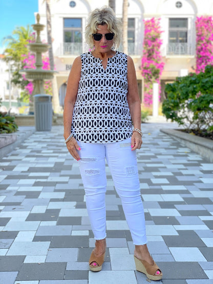 SANDBAR SLEEVELESS V NECK