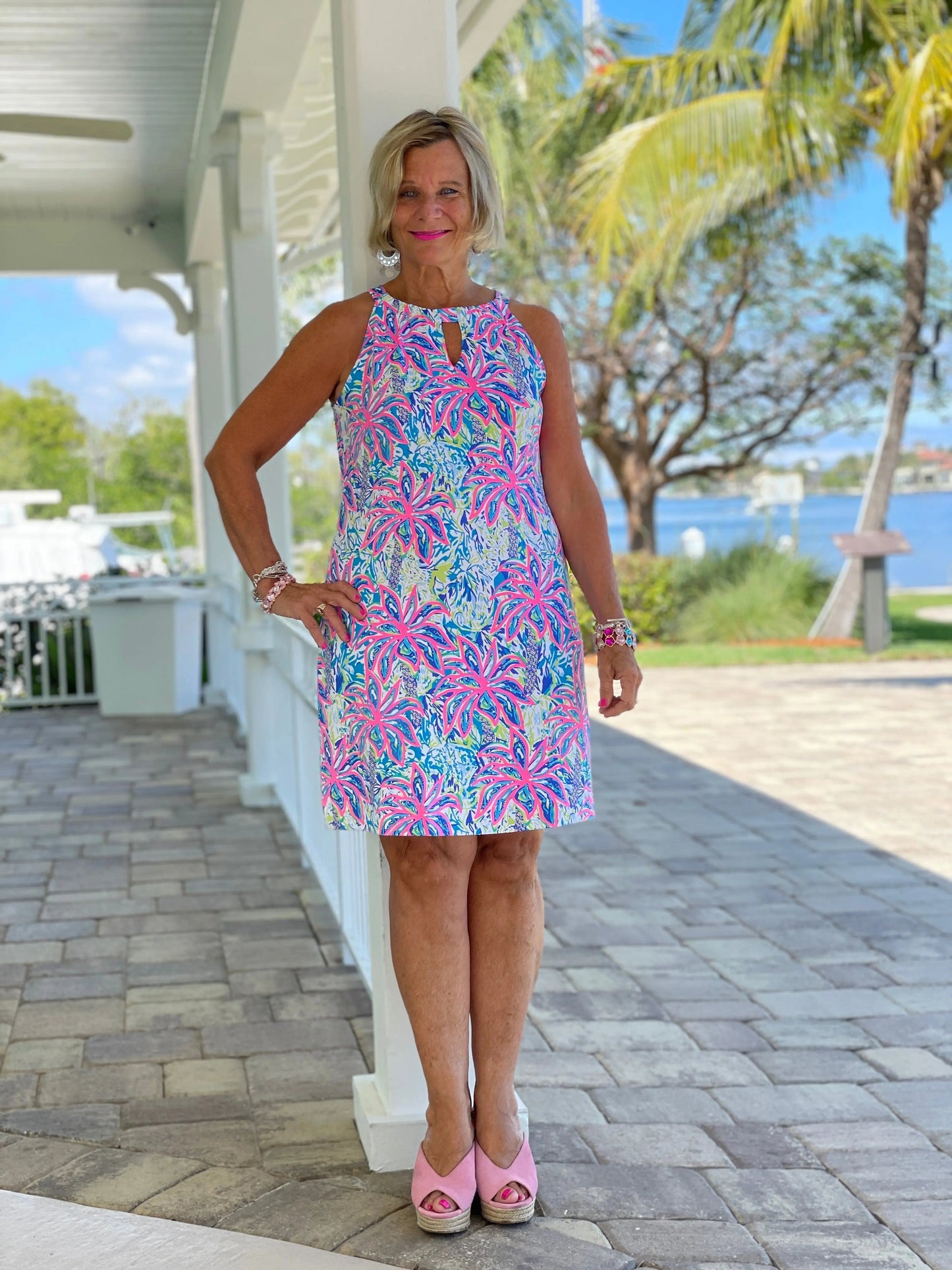 PINK PALM TREE BEACH KEYHOLE DRESS