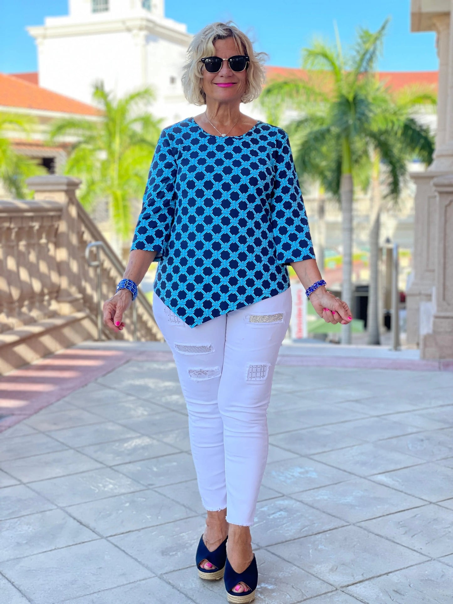 SEASIDE ASYMMETRIC TOP
