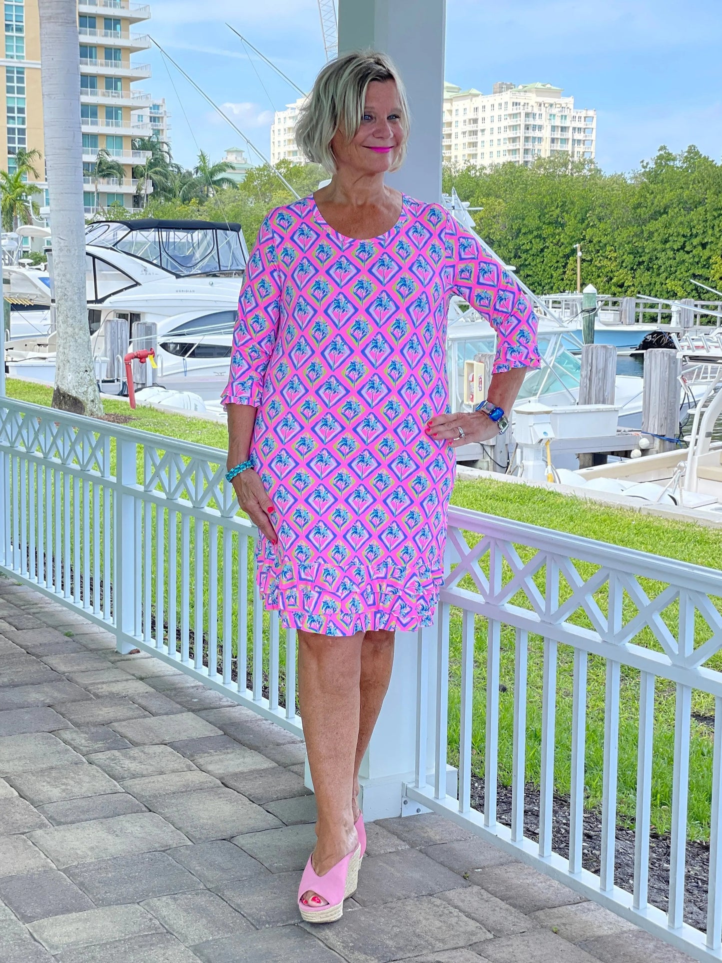 PALM TREE SIESTA RUFFLE SLEEVE DRESS