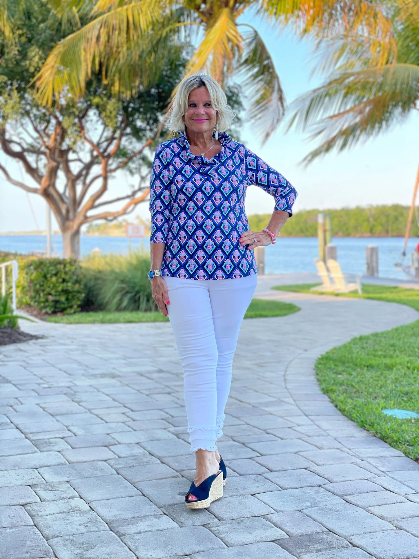 PINEAPPLE VACA RUFFLE TOP