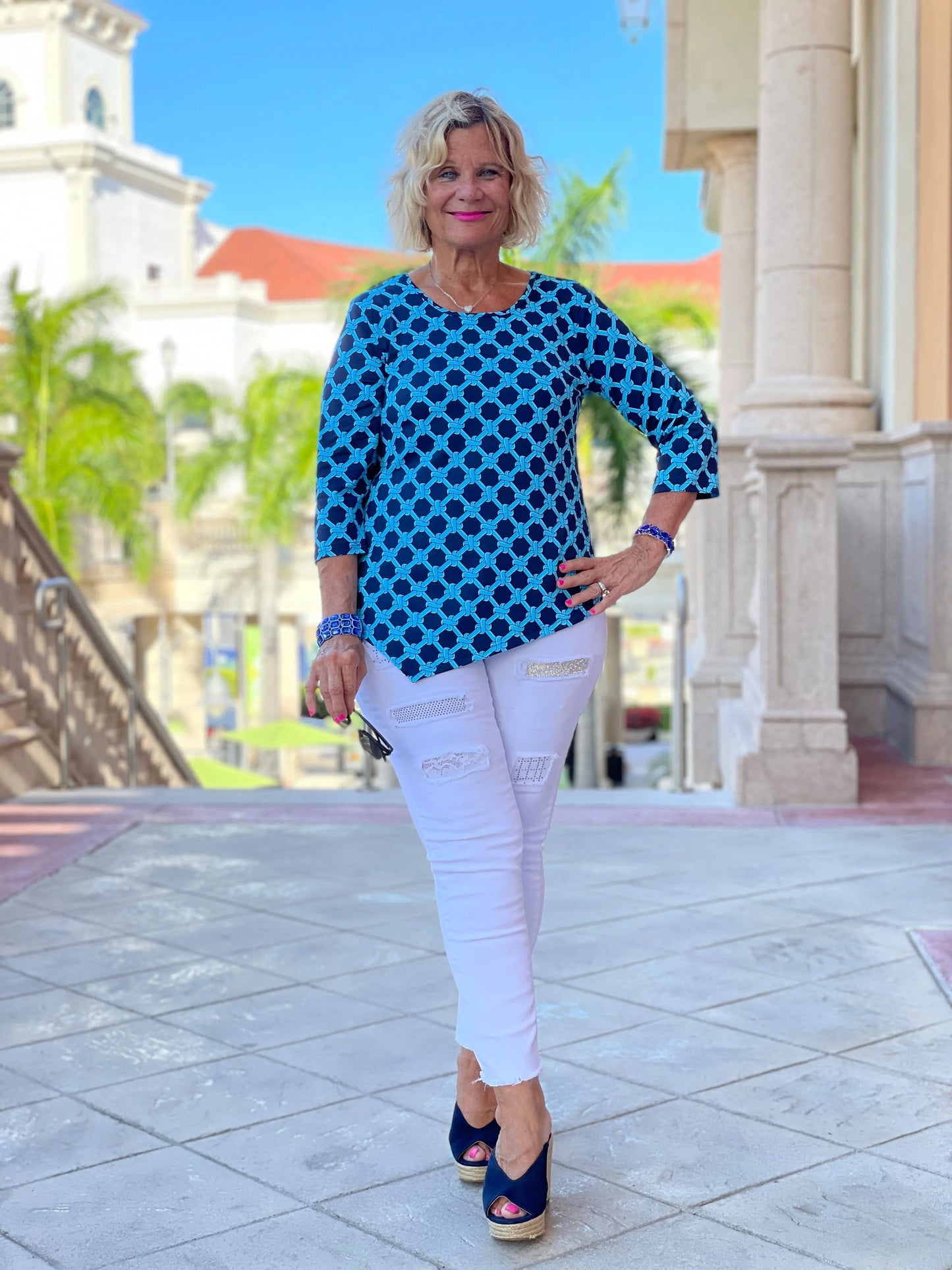 SEASIDE ASYMMETRIC TOP