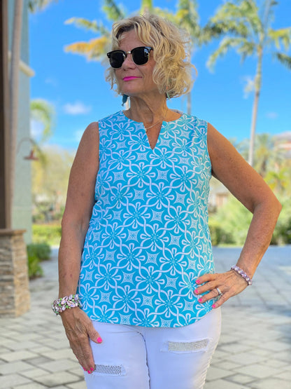 OCEAN MILE SLEEVELESS V NECK