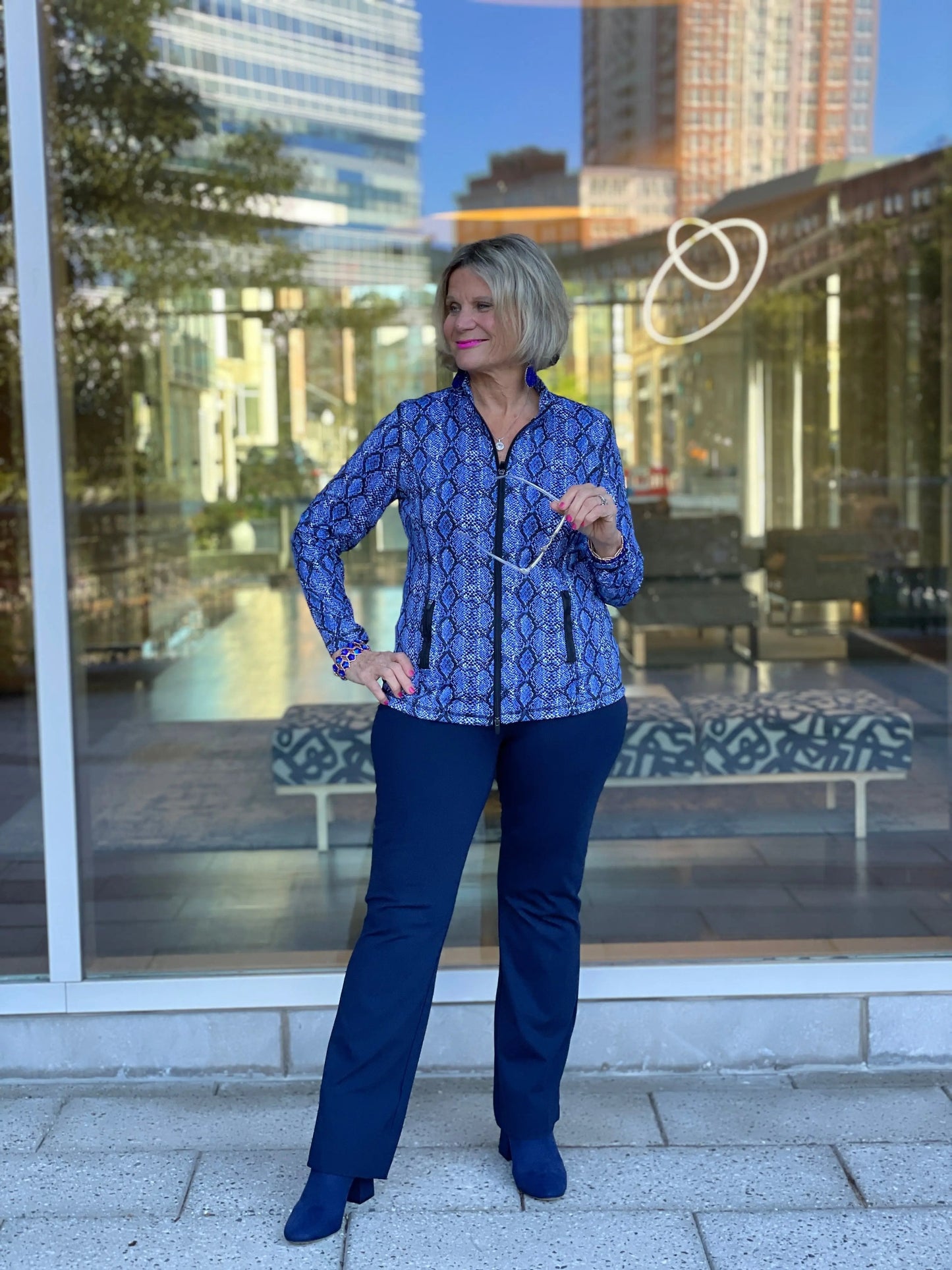 SAVANNA BLUE FULL ZIPPER TOP