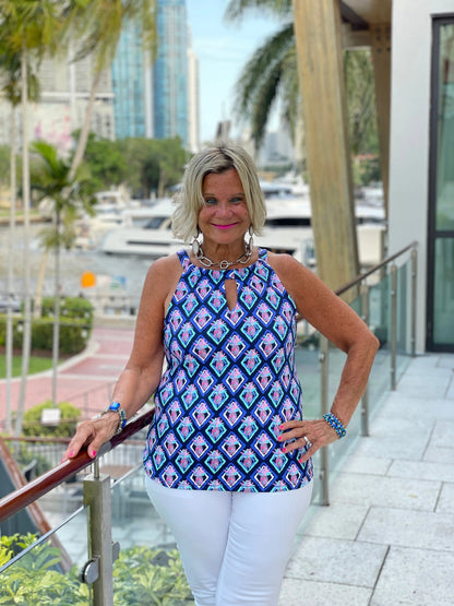 PINEAPPLE VACATION KEYHOLE TOP