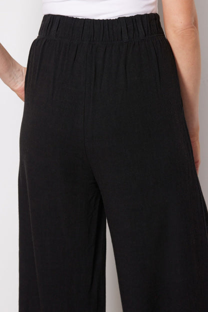Farah Pant